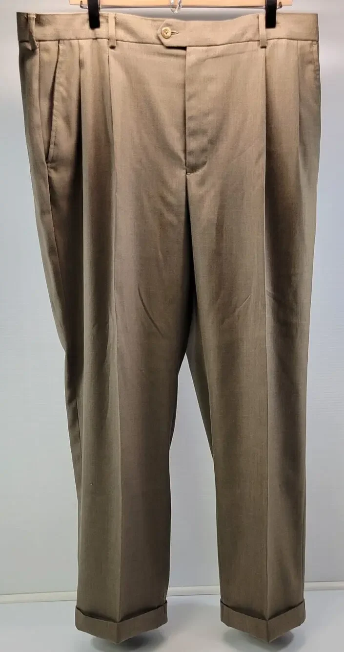 H) Stafford Essentials Men Brown Pleated Cuffed 38x30 Classic Fit Dress Pants